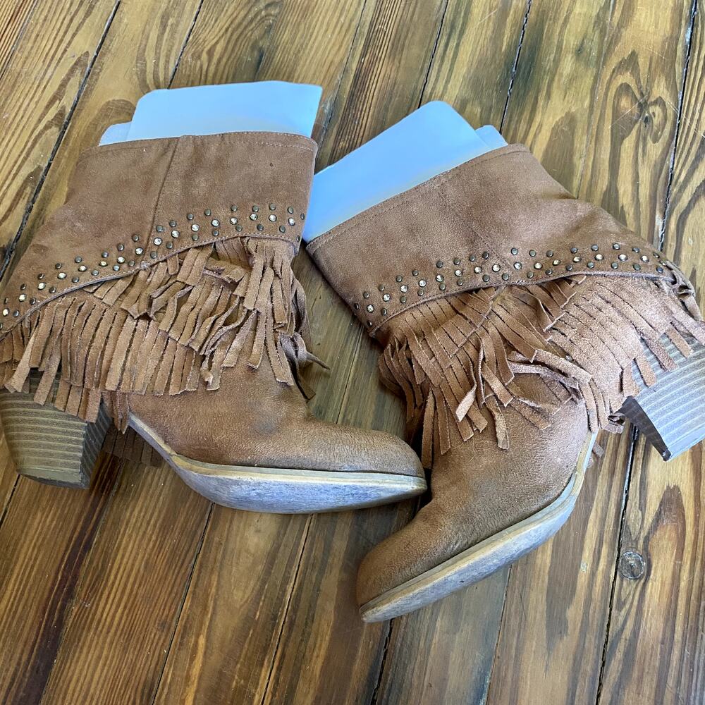 Not Rated Anya Fringe Brown Suede Booties size 10